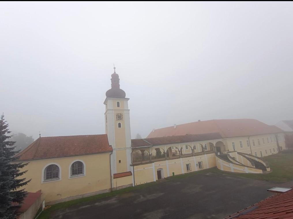 Penzion Nove Dvory Kutná Hora Esterno foto
