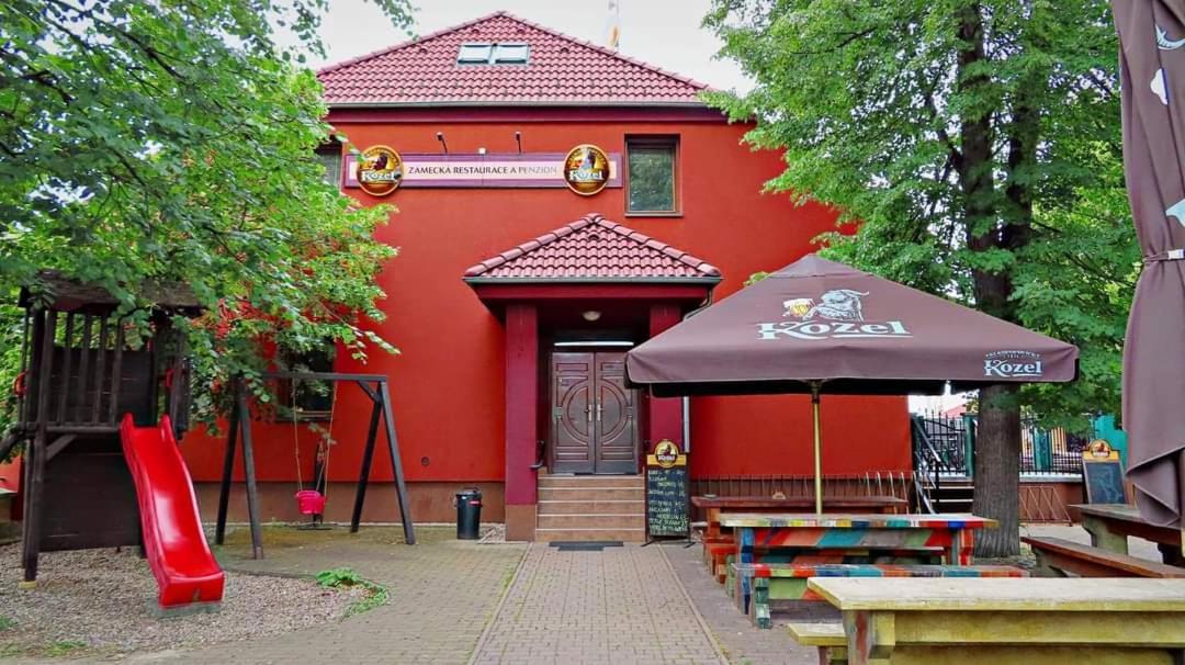 Penzion Nove Dvory Kutná Hora Esterno foto